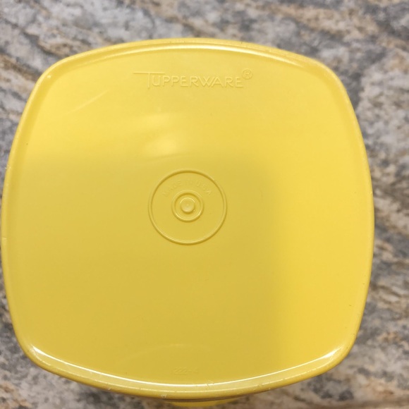 Vintage Tupperware Storage Container - Picture 4 of 6